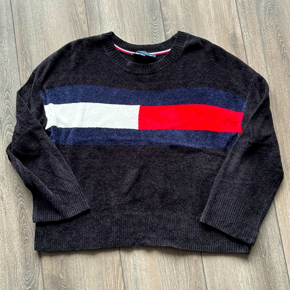 TOMMY HILFIGER | Black Chenille Sweater
